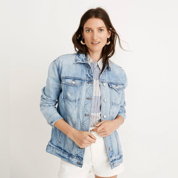 Madewell Oversized Distressed Denim Jacket in Junction Wash Size Small